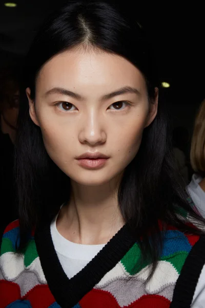 Look 5